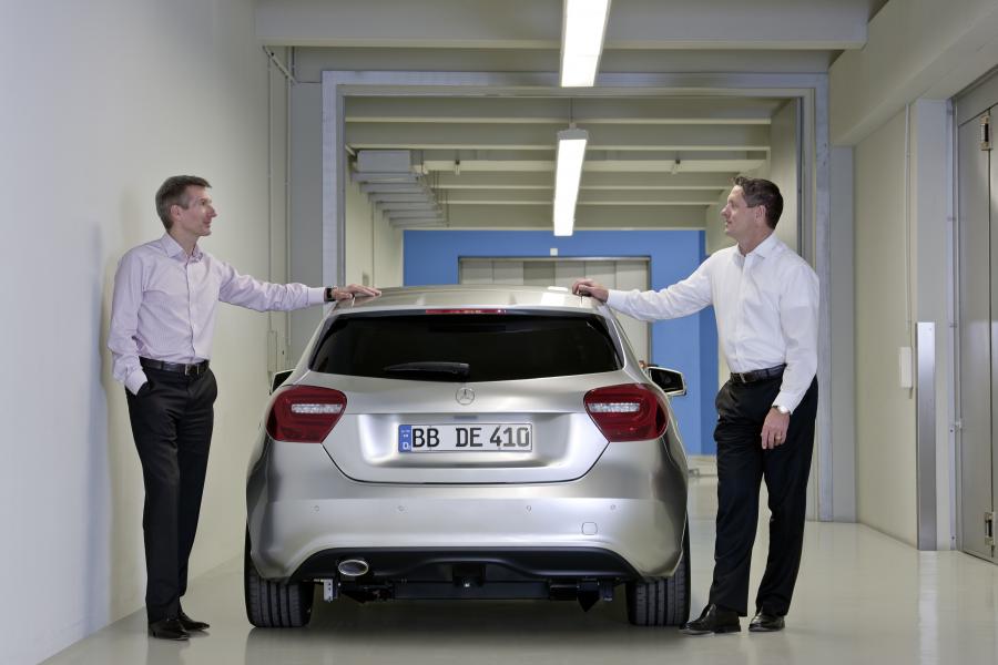  Mercedes-Benz A180 CDI 2012 года  (фото 2 из 24)
